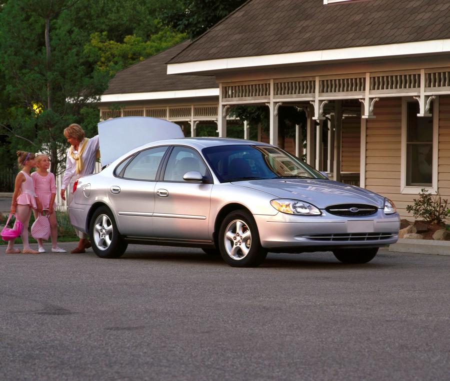  Ford Taurus 2000 года  (фото 65 из 92)